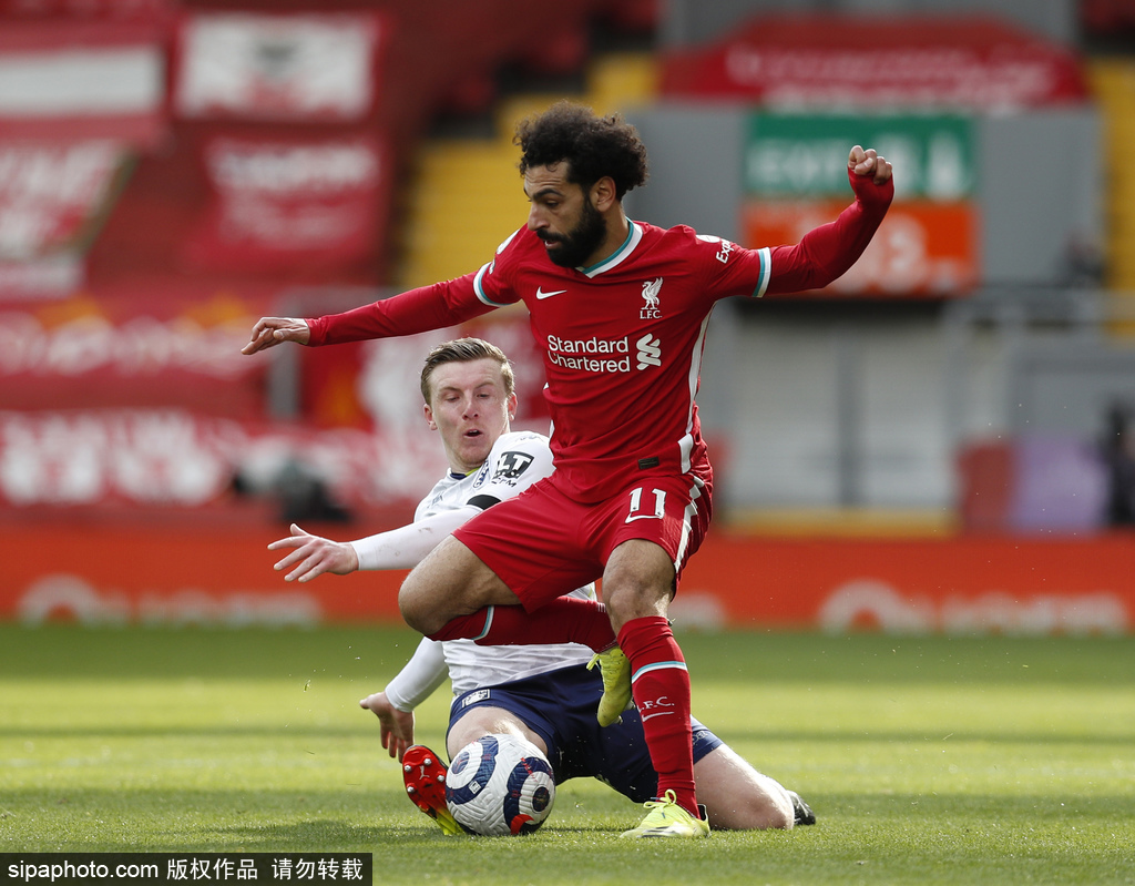 开元棋牌app下载地址-安娜谢尔巴科娃走光