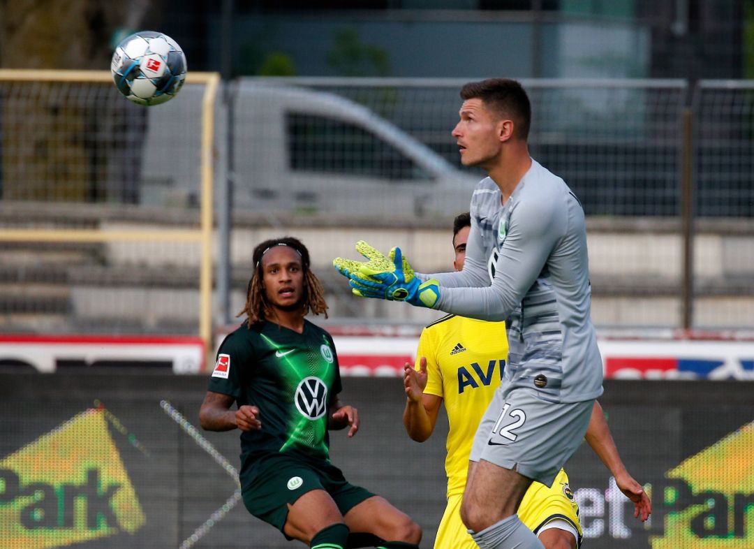 开元棋牌app下载页-乌加特里斯本竞技中场搭档