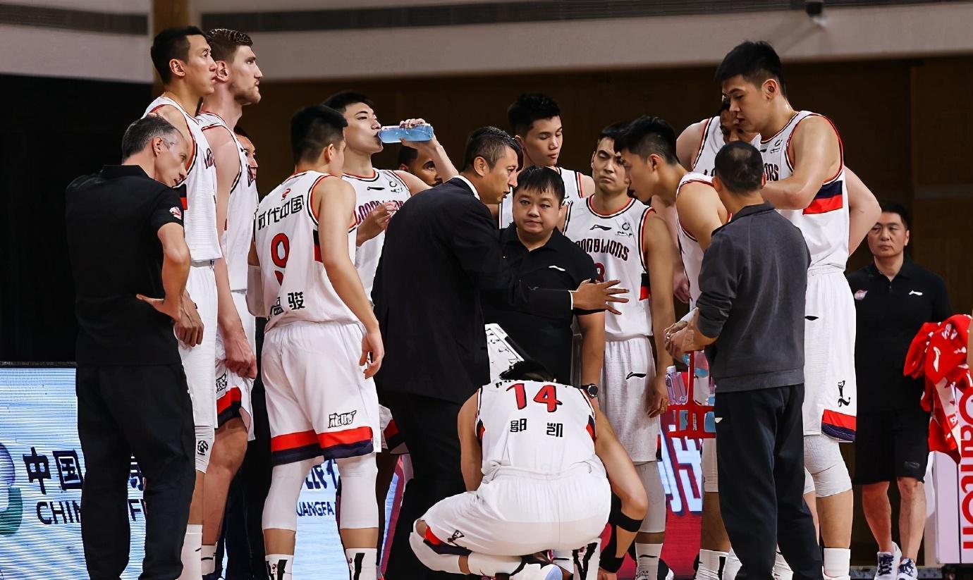 开元棋牌APP-微信小游戏开局已是巅峰游戏攻略详细