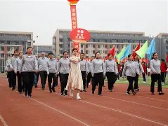 兵变1929林瑶跟谁在一起了